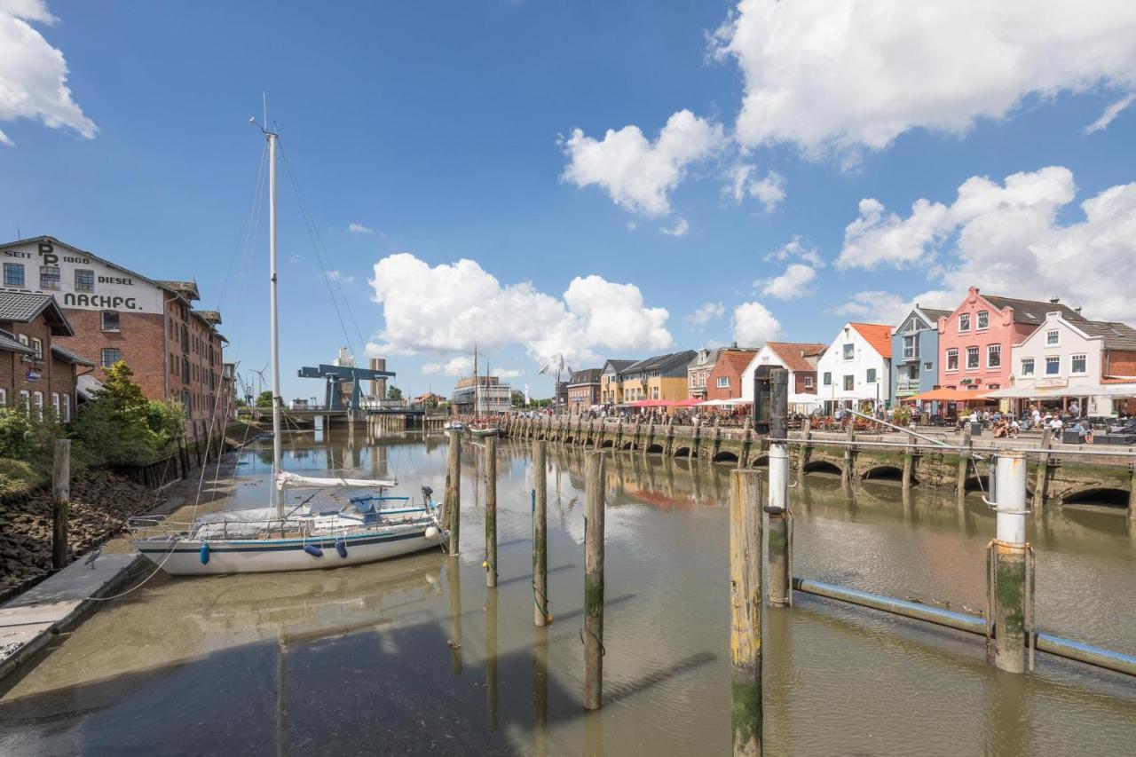 Apartmenthaus Theodor Storm Daemmerstunde Husum  Buitenkant foto